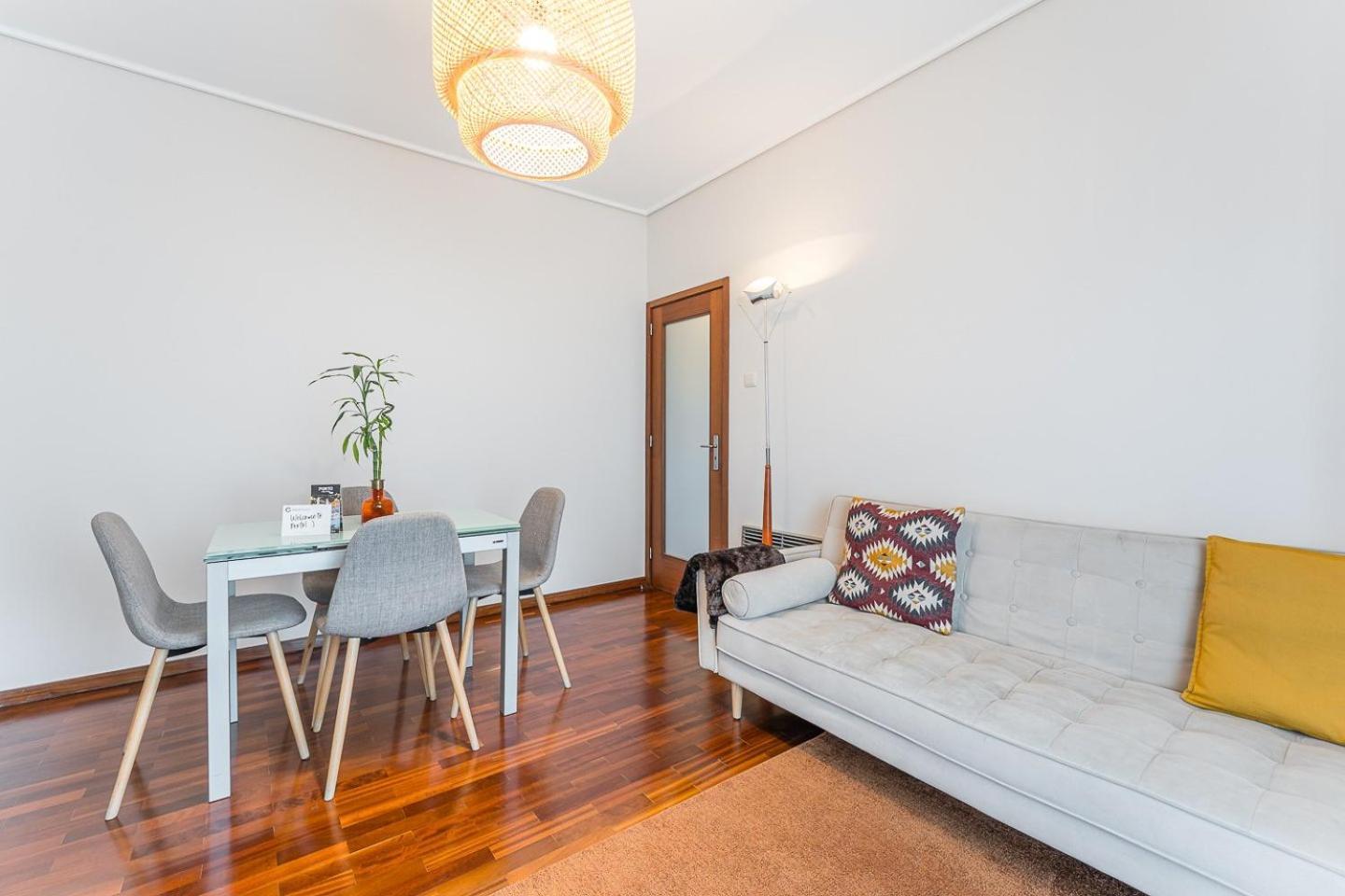 Guestready - Warwick Avenue In Lapa Lejlighed Porto Eksteriør billede